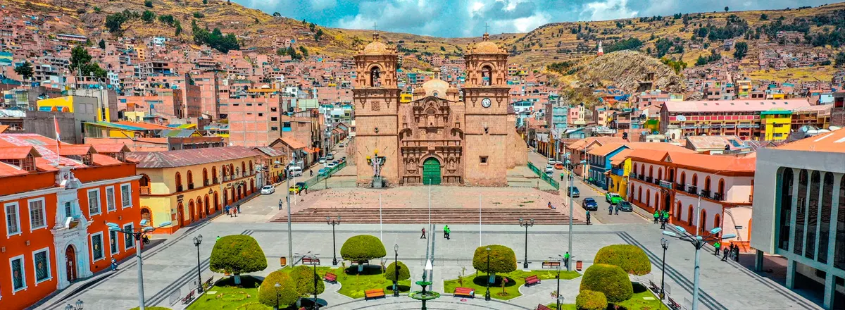 Vista panorámica de la Plaza de Armas de Puno